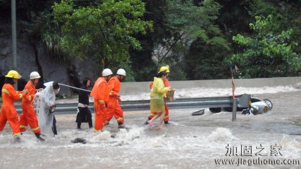 暴雨肆虐浙江致16970人受災，災后房屋地基加固任務艱巨